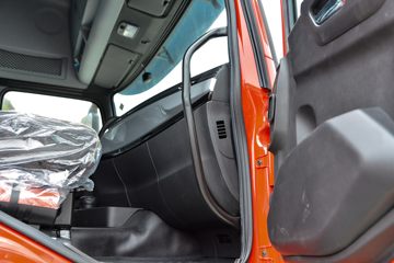 �������ó� ����KL�ؿ� 530���� 6X4 LNGǣ����(Һ��)(DFH4250D13)ͼƬ