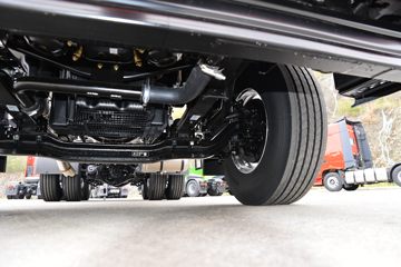 �������ó� ����KL�ؿ� 530���� 6X4 LNGǣ����(Һ��)(DFH4250D13)ͼƬ