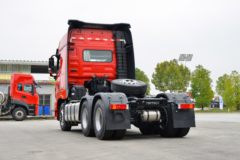 东风商用车 天龙旗舰KX 嵘耀版 520马力 6X4 牵引车(速比3.64)