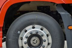 东风商用车 天龙旗舰KX 嵘耀版 520马力 6X4 牵引车(速比3.64)
