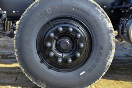 东风天龙KL&nbsp;洒水车/喷洒车底盘图片