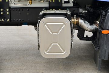 �������ó� �����콢KX ���߰� 580���� 6X4 LNG�Զ���ǣ����(Һ��)(DFH4250C17)ͼƬ