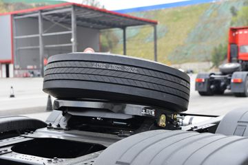 �������ó� �����콢KX ���߰� 580���� 6X4 LNG�Զ���ǣ����(Һ��)(DFH4250C17)ͼƬ