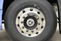东风商用车 天龙旗舰KX 王者版 580马力 6X4 LNG自动档牵引车(液缓)(DFH4250C17)
