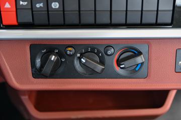 ����ʮͨ ����� 270���� 6X4 �泵�������䳵(ʮͨ��)(STQ5248JSQS6)ͼƬ