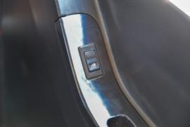 三环十通底盘&nbsp;消防车驾驶室图片