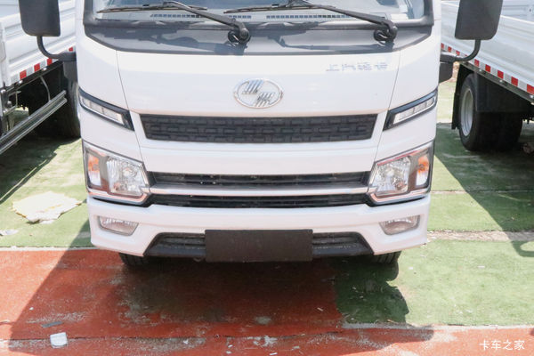 汽油机1.6/123匹栏板车，4.05米4.7万批发价出