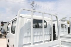 跃进 福星S80 1.8L 133马力 汽油 3.05米双排栏板小卡(SH1033PFGCNS1)