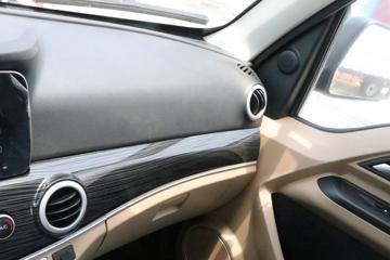 �������� ��R 1.6L 122���� ���� 4.03�׵�������΢��(YTQ1031PHQ331)ͼƬ