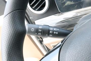 �������� ��R 1.6L 122���� ���� 4.03�׵�������΢��(YTQ1031PHQ331)ͼƬ