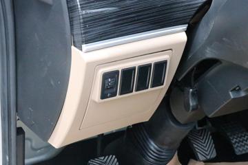 �������� ��R 1.6L 122���� ���� 4.03�׵�������΢��(YTQ1031PHQ331)ͼƬ