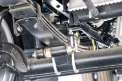 蓝擎汽车 凌R 高配版 1.6L 122马力 汽油 2.7米双排栏板微卡(YTQ1031PHQ332)