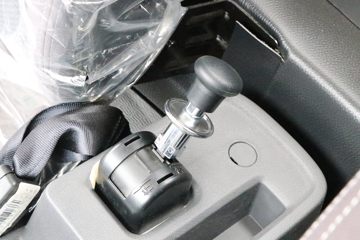 Ծ�� ��ԽC300 155���� 4.2�׵��������Ῠ(SH1043ZFDCWZ5)ͼƬ