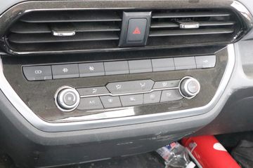 Ծ�� ��ԽC300 155���� 4.2�׵��������Ῠ(SH1043ZFDCWZ5)ͼƬ