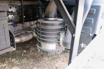 Ծ�� ��ԽC300 155���� 4.2�׵��������Ῠ(SH1043ZFDCWZ5)ͼƬ