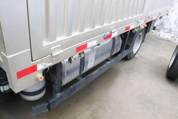 ��� ��; 170���� 4.16�׵��Ų�դʽ�Ῠ(340G����)ͼƬ