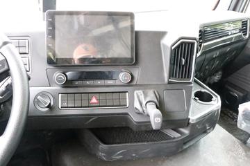 �й����� �ǵ¿�SITRAK G5S 330���� 4X2 9.5����س�(������)(LGC5181XLCZS)ͼƬ