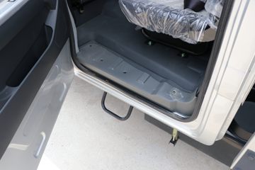 ����;�� T3Q(ԭС����W) 1.6L 123���� ���� 2.7��˫������С��(��̥)(EQ1032D60Q3)ͼƬ