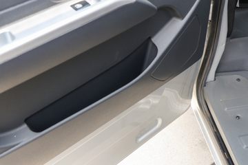 ����;�� T3Q(ԭС����W) 1.6L 123���� ���� 2.7��˫������С��(��̥)(EQ1032D60Q3)ͼƬ