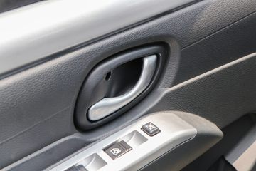 ����;�� T3Q(ԭС����W) 1.6L 123���� ���� 2.7��˫������С��(��̥)(EQ1032D60Q3)ͼƬ