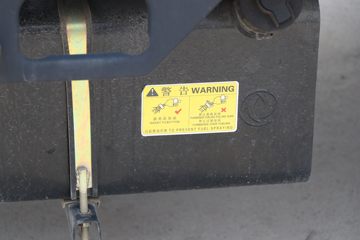 ����;�� T3Q(ԭС����W) 1.6L 123���� ���� 2.7��˫������С��(��̥)(EQ1032D60Q3)ͼƬ