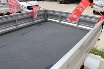 ����;�� T3Q(ԭС����W) 1.6L 123���� ���� 2.7��˫������С��(��̥)(EQ1032D60Q3)ͼƬ