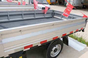 ����;�� T3Q(ԭС����W) 1.6L 123���� ���� 2.7��˫������С��(��̥)(EQ1032D60Q3)ͼƬ