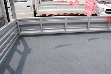 ����;�� T3Q(ԭС����W) 1.6L 123���� ���� 2.7��˫������С��(��̥)(EQ1032D60Q3)ͼƬ