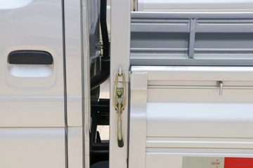 ����;�� T3Q(ԭС����W) 1.6L 123���� ���� 2.7��˫������С��(��̥)(EQ1032D60Q3)ͼƬ