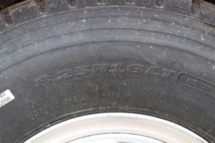 东风 福瑞卡F6 155马力 4.17米单排仓栅式轻卡(EQ5040CCY8TD2DAC)