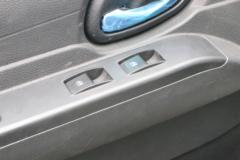 欧铃汽车 锋锐F3 经典版 1.6L 122马力 汽油 2.56米双排栏板微卡(ZB1030DSD7LA)