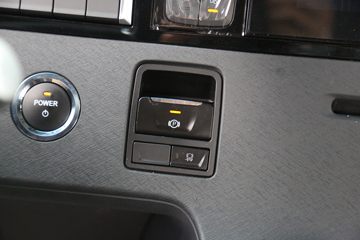 ���� ŷ������ �Ϸ��� 580���� 6X4 LNG�Զ���ǣ����(Һ��)(BJ4259L6DLL-05)ͼƬ