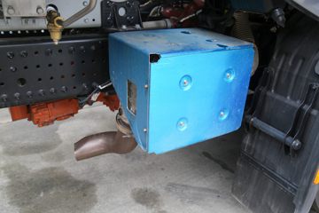 ���� ŷ������ �Ϸ��� 580���� 6X4 LNG�Զ���ǣ����(Һ��)(BJ4259L6DLL-05)ͼƬ