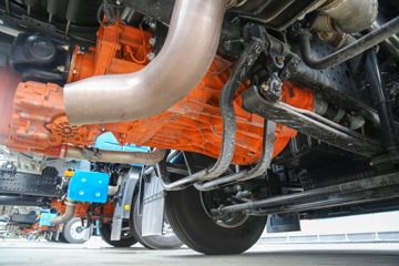 ���� ŷ������ �Ϸ��� 580���� 6X4 LNG�Զ���ǣ����(Һ��)(BJ4259L6DLL-05)ͼƬ