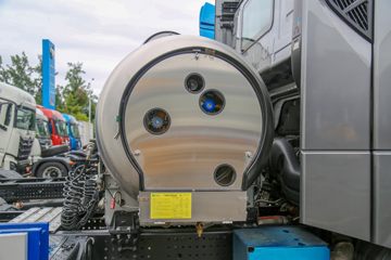 ���� ŷ������ �Ϸ��� 580���� 6X4 LNG�Զ���ǣ����(Һ��)(BJ4259L6DLL-05)ͼƬ