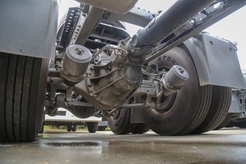 ���� ŷ������ �Ϸ��� 580���� 6X4 LNG�Զ���ǣ����(Һ��)(BJ4259L6DLL-05)ͼƬ