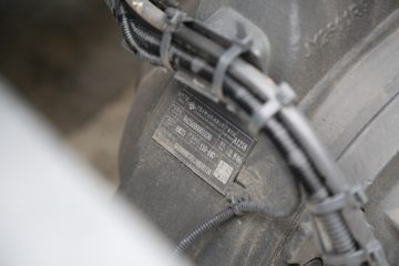 ���� ŷ������ �Ϸ��� 580���� 6X4 LNG�Զ���ǣ����(Һ��)(BJ4259L6DLL-05)ͼƬ