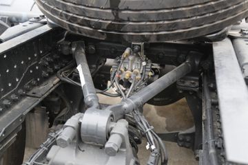 ���� ŷ������ �Ϸ��� 580���� 6X4 LNG�Զ���ǣ����(Һ��)(BJ4259L6DLL-05)ͼƬ