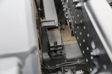 ���� ŷ������ �Ϸ��� 580���� 6X4 LNG�Զ���ǣ����(Һ��)(BJ4259L6DLL-05)ͼƬ