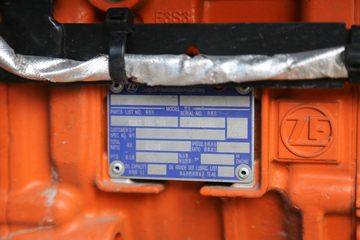 ���� ŷ������ �Ϸ��� 580���� 6X4 LNG�Զ���ǣ����(Һ��)(BJ4259L6DLL-05)ͼƬ