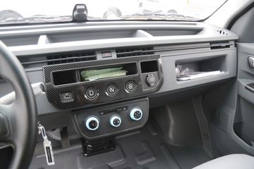 Զ�� ����V6E ���˰� 2.3T 4.845�״��綯���41.93kWhͼƬ