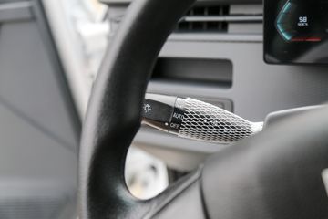 Զ�� ����V6E ���˰� 2.3T 4.845�״��綯���41.93kWhͼƬ