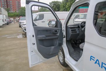 Զ�� ����V6E ���˰� 2.3T 4.845�״��綯���41.93kWhͼƬ