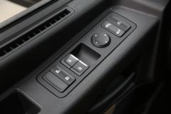 福田 欧曼GTL 星翼版 460马力 6X4 LNG危险品牵引车(BJ4259L6DLL-07)