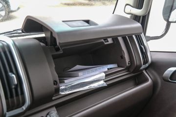 Զ�� ����H8E ���˰� 4.5T 4.15�׵��Ŵ��綯�����Ῠ(JGL1047BEVGP8)100.46kWhͼƬ