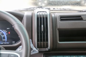 Զ�� ����H8E ���˰� 4.5T 4.15�׵��Ŵ��綯�����Ῠ(JGL1047BEVGP8)100.46kWhͼƬ