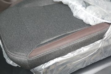 Զ�� ����H8E ���˰� 4.5T 4.15�׵��Ŵ��綯�����Ῠ(JGL1047BEVGP8)100.46kWhͼƬ