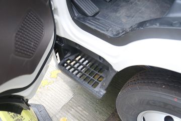 Զ�� ����H8E ���˰� 4.5T 4.15�׵��Ŵ��綯�����Ῠ(JGL1047BEVGP8)100.46kWhͼƬ