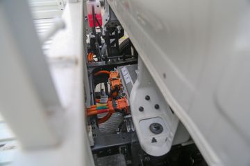 Զ�� ����H8E ���˰� 4.5T 4.15�׵��Ŵ��綯�����Ῠ(JGL1047BEVGP8)100.46kWhͼƬ