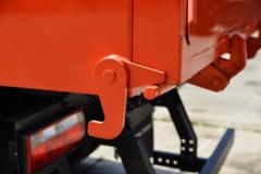 大运 运隆 复合型 220马力 6X2 4.2米自卸车(中提升桥)(DYQ3256D6CD)